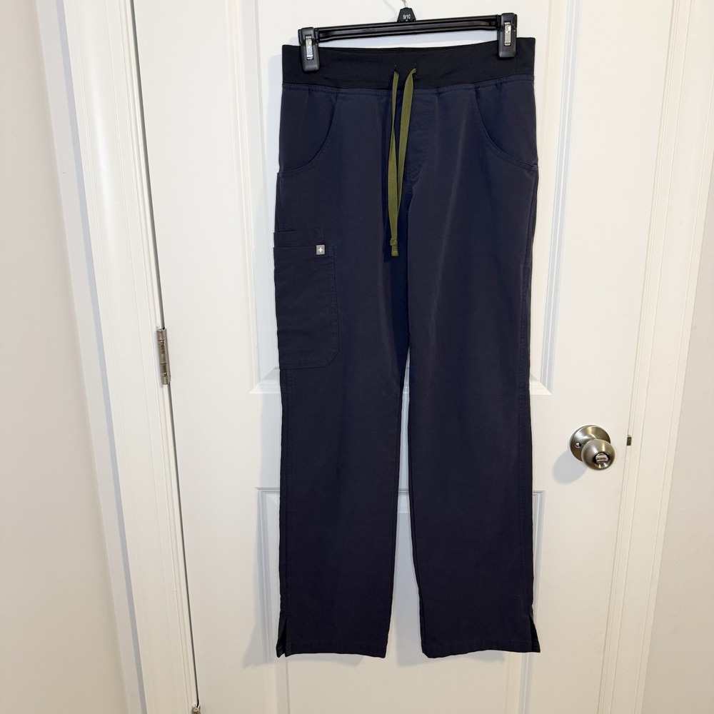 FIGS Technical Collection Kade Cargo Scrub Pants Women's XS Petite Navy T21004